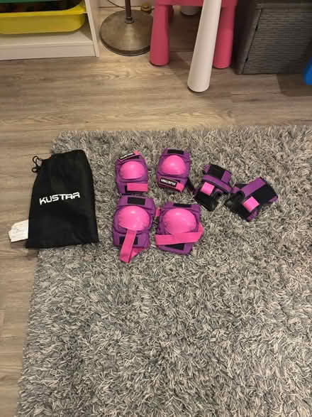 Photo of free Kustar knee / elbow / wrist protect (Maghull, L31) #2