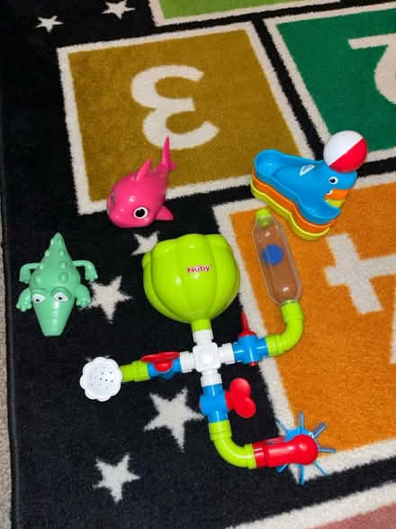 Photo of free Bath toys (Cannonmills EH7) #1