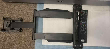 Photo of free 32 inch tv with wall bracket (Panshager AL7) #2