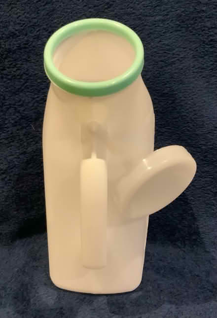 Photo of free X2 New Urine Bottles (New Southgate, N11) #3