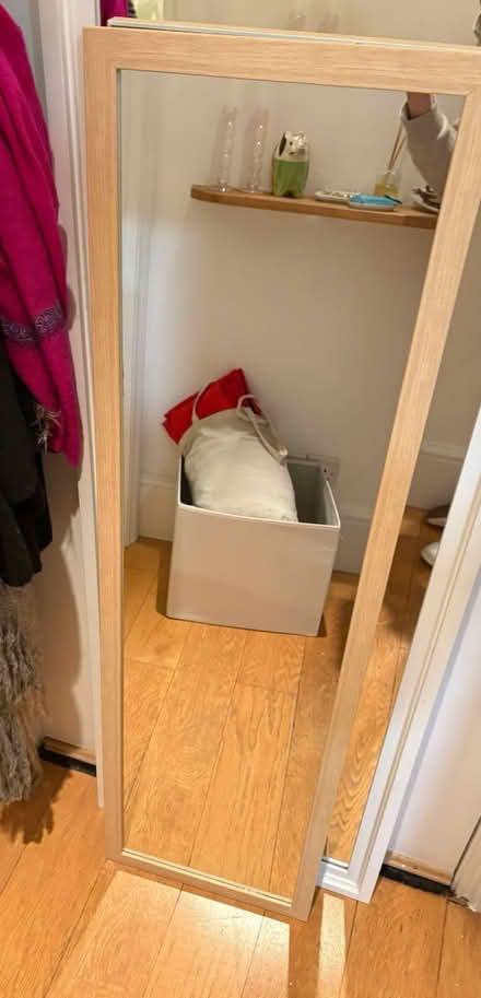 Photo of free Mirror #2 (W11) #1