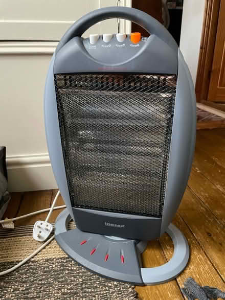 Photo of free Halogen heater (Sevenoaks) #1