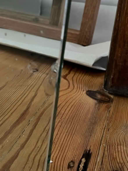 Photo of free Glass coffee table (London, Alexandra Palace N22) #3