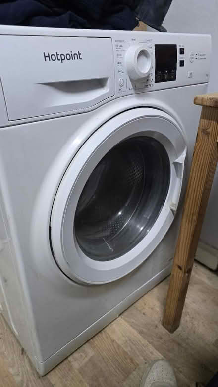 Photo of free Hotpoint washing machine (Stratford/Plaistow E13 0) #1