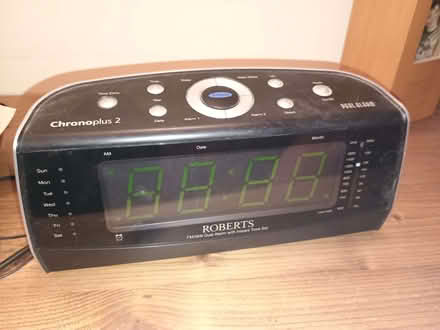 Photo of free Roberts alarm clock radio (Havant PO9) #2