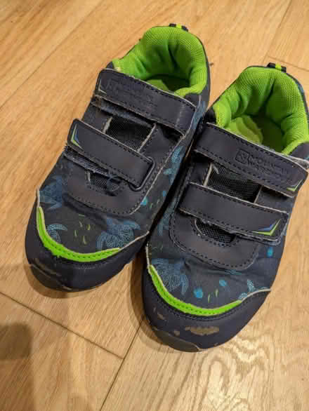 Photo of free Kids trainers x 2 (Tangmere) #2