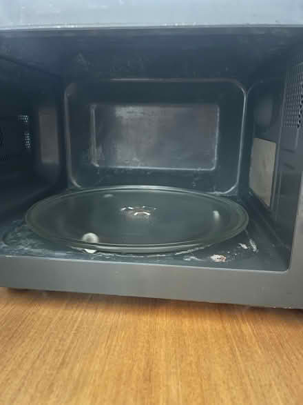 Photo of free Microwave (DE1) #2