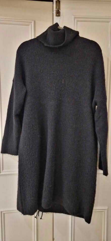 Photo of free Women's dresses (Wandsworth Common SW12) #2