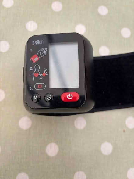 Photo of free Braun Wrist blood pressure monitor (EH25, Roslin) #1