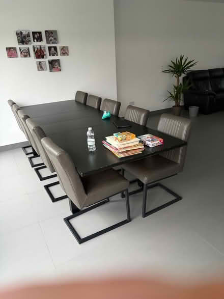 Photo of free Extendable table (HA88LL) #1