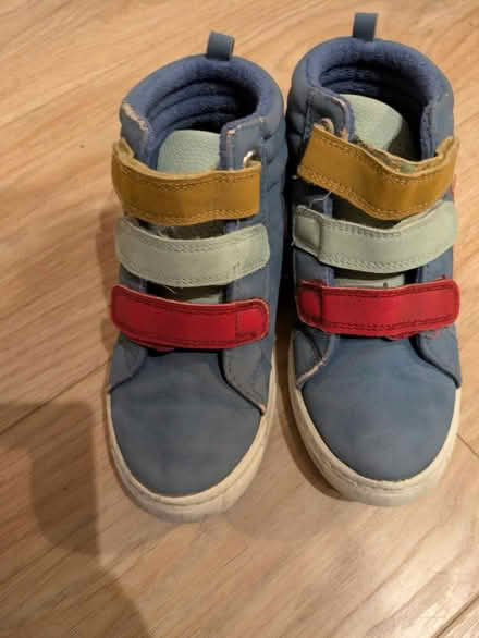 Photo of free Kids trainers x 2 (Tangmere) #3