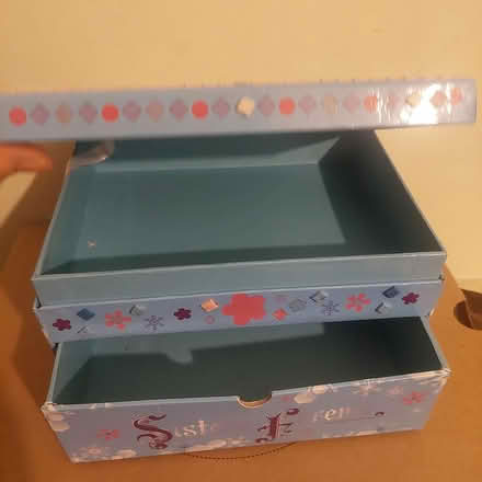Photo of free Kids jewellery with Frozen box (NE6 Heaton) #2