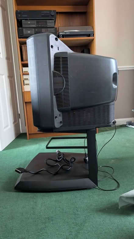 Photo of free Sony Trinitron 24 inch colour TV (Bollington SK10) #4