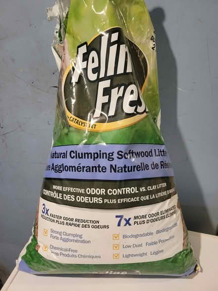 Photo of free Cat litter -clumping (Manor park) #3