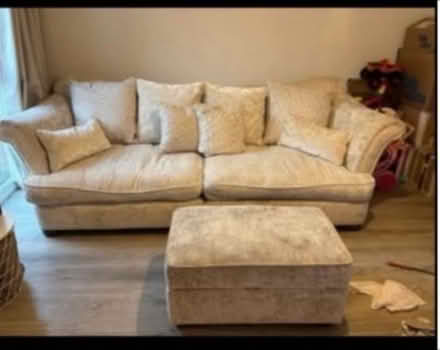 Photo of free Sofa (Mountsorell LE12) #3