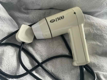 Photo of free 1500w hairdryer (CW2 6) #1