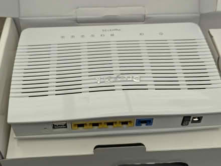 Photo of free Draytek router (Cook) #2