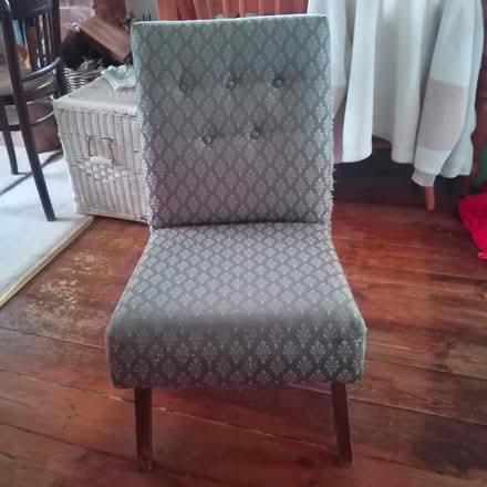 Photo of free Vintage nursing chair (Patcham BN1) #3