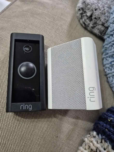 Photo of free Ring door bell with chime (wire in) (RG2 Shinfield) #1