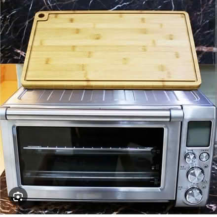 Photo of Toaster Oven & Wooden chopping brd (Mississauga valley park) #1
