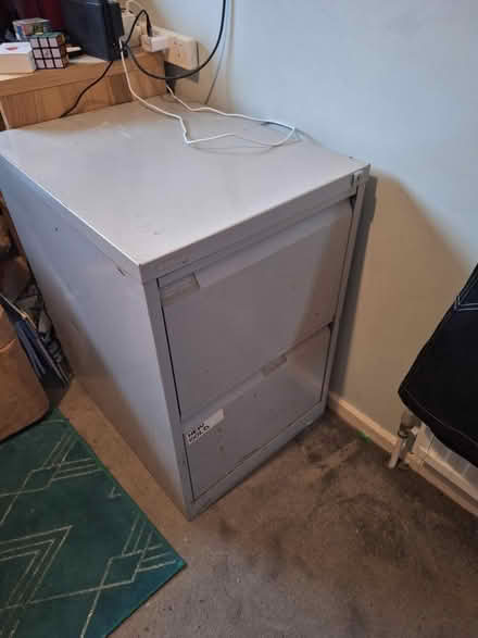 Photo of free 2 drawer filing cabinet (CR5 old coulsdon) #2