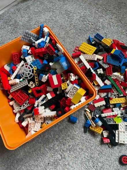 Photo of free Mixed miscellaneous Lego (Poole, Baiter, BH15) #2