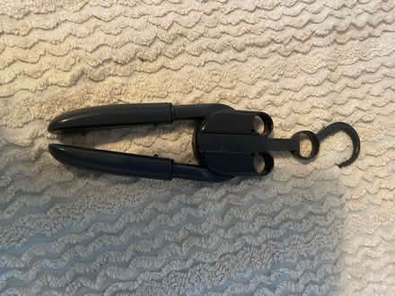 Photo of free foldable coat hanger (GU14) #1