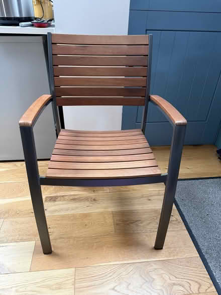 Photo of free Picnic table and 4 chairs (Criccieth LL52) #1