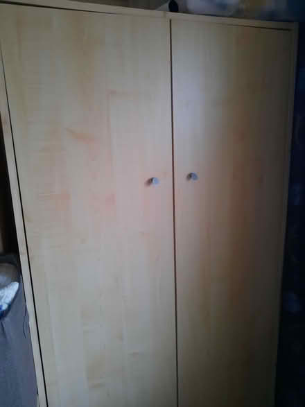 Photo of free Wardrobe - light wood effect particle board (Hollingdean BN1) #4
