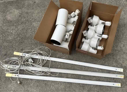 Photo of free track lighting (Midtown Palo Alto) #1