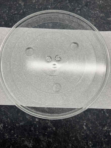 Photo of free Microwave turntable plate 31.5cm code Y 3 3 weighs 1.405kg (Clarkston G76) #2