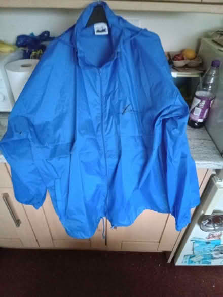 Photo of free Cagoule/raincoat (XL) ideal for today's wet weather (Brickhill MK41) #1