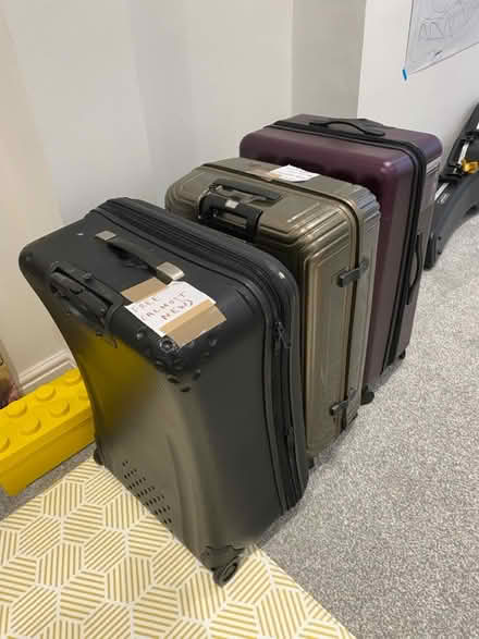 Photo of free 3 x Suitcases (SE10 9) #2