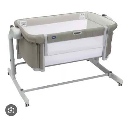 Photo of free Chicco Next2Me Magic Evo Crib (N1) #1