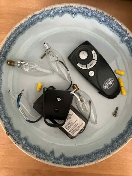 Photo of free Ceiling Fan with Light (Atla Vista) #3