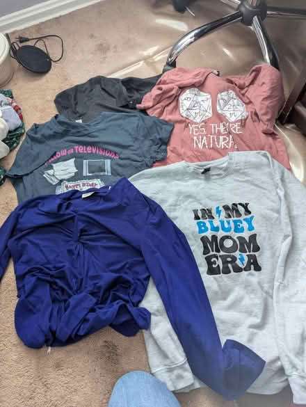 Photo of free Women's extra large clothing (Leedom, Ridley park) #1