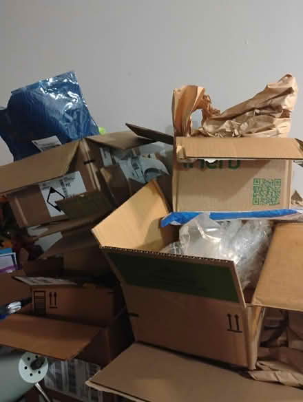 Photo of free shipping boxes (33770) #1