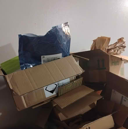 Photo of free shipping boxes (33770) #2