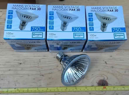 Photo of free Seven E27 Par30/Par38 lightbulbs (Ealing W5) #1