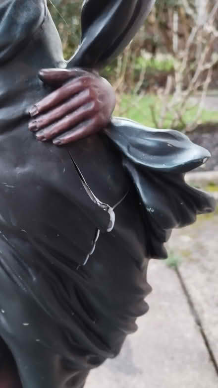 Photo of free Cast resin statue of two figures (Stockport SK4) #4