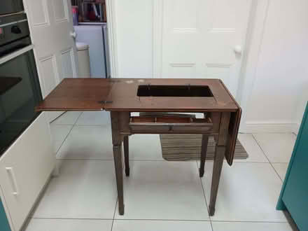 Photo of free Vintage sewing machine table (Nooklands PR2) #3