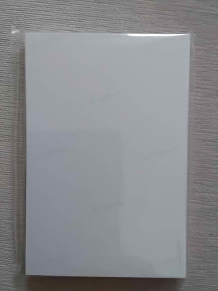 Photo of free Pack of Canon photo paper 6" x 4" (PO7) #1