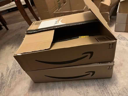 Photo of free Medium and small boxes (edgbaston B16) #4