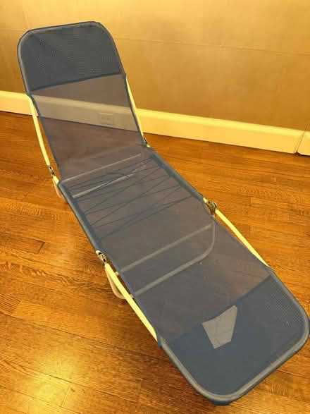 Photo of free Beach lounge chair (Upper West side. West 83.) #2