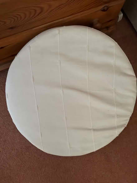 Photo of free Cushion (Fareham PO16) #1