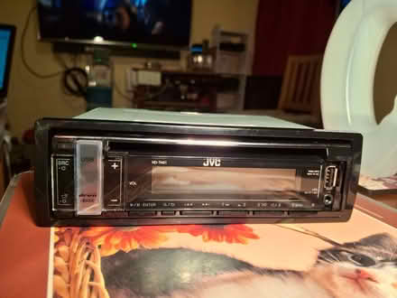 Photo of free radio (Chertsey KT16) #1