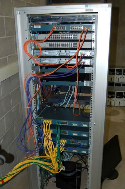 Photo of Cisco Router & Switch (UB1 1SQ) #1