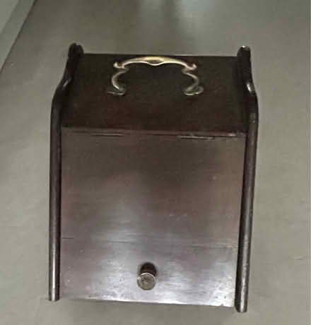 Photo of free Vintage Coal Scuttle (Willaston CH64) #1