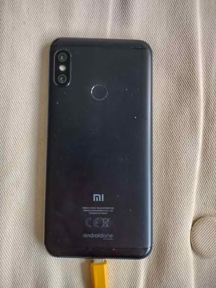 Photo of free Xiaomi Mi A2 Lite Phone (Wellesbourne, CV35) #2
