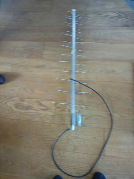 Photo of free TV aerial (Wallands Park BN7) #1